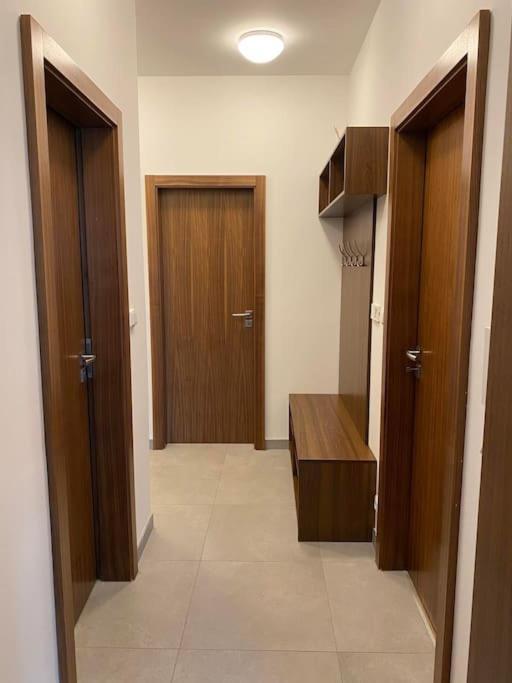 Spacious 2Br Apartment 6Min From Prague Castle! Εξωτερικό φωτογραφία
